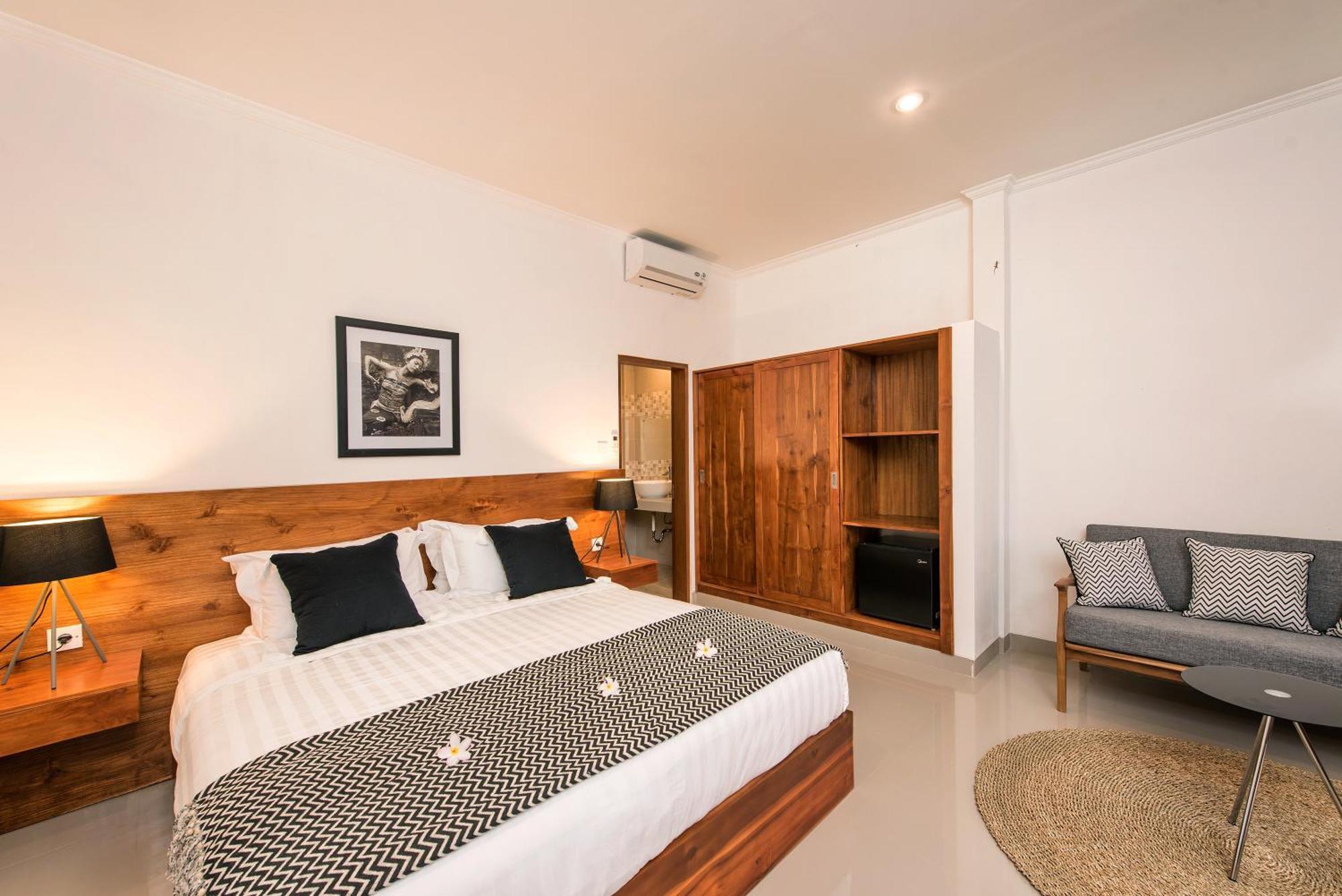 Puri Uma Ratu By Rpm Hotel Seminyak Kültér fotó